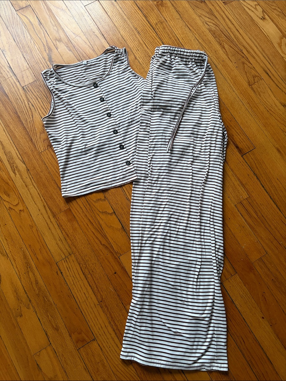 Striped Black & White Sleeveless Top and Wide-Leg Pants Set